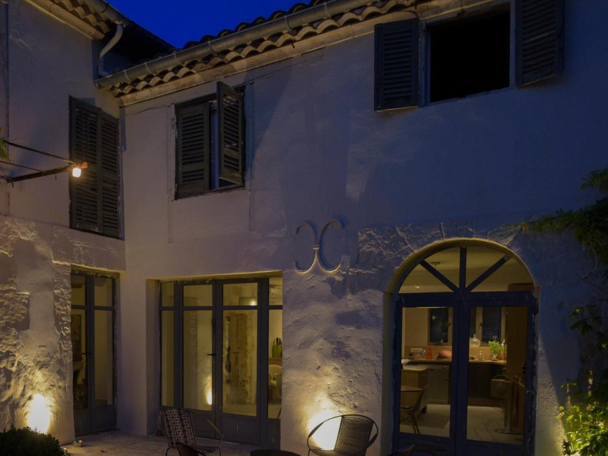 Les Chambres D'Agmara Arles Eksteriør bilde